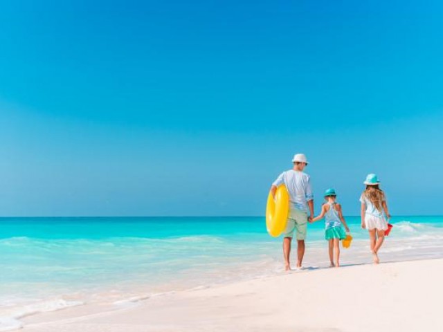 Sun, sand and turquoise blue waters