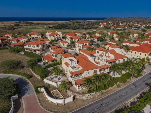 Gated vs Non-Gated Communities