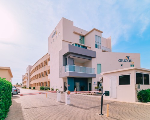 Stunning 2 Bed Condo - Noord Aruba