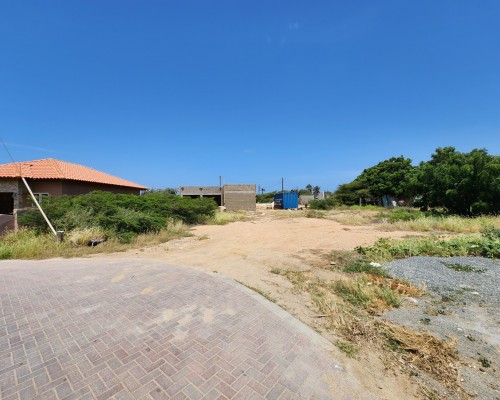 426 m2 - Property Land - Tanki Leendert