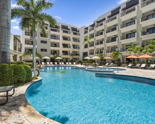 Palm Aruba 216 – Your Private Oasis in the Heart of Palm Beach