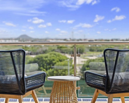 Oceania One Bedroom Condo 1,050 sqft